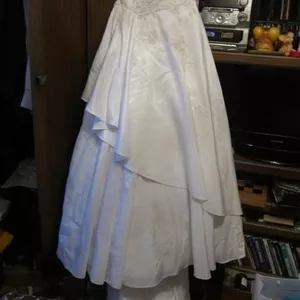 Продаю  новое свадебное платье от ТД 