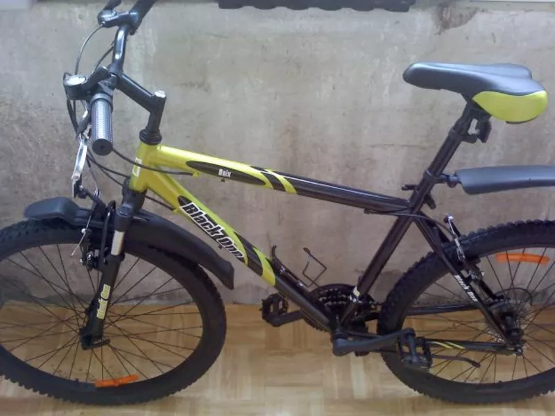 Продам НОВЫЙ ГОРНЫЙ велосипед Black One 26